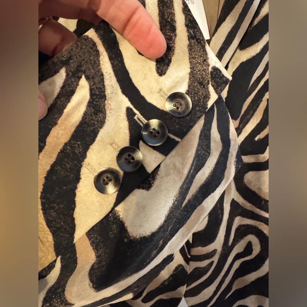 Chico's Brown Black and Tan Zebra Print Jacket/Blazer Size: 3 (XL) - Picture 6 of 15
